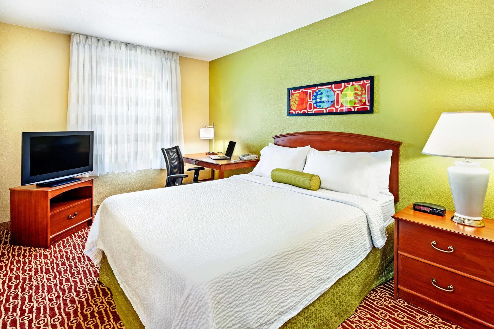 Towneplace Suites Savannah Midtown Esterno foto